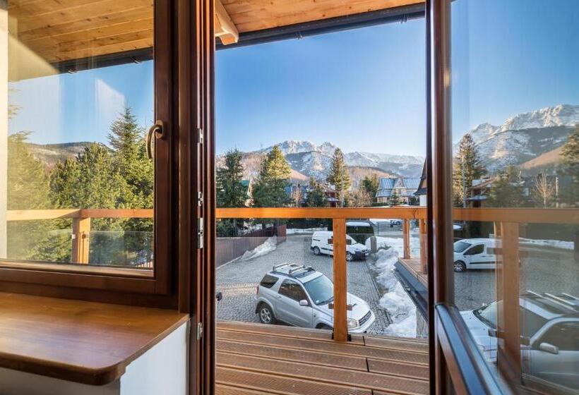 آپارتمان 1 خوابه با تراس, Willa Regle