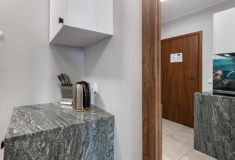 آپارتمان 1 خوابه, Willa Regle