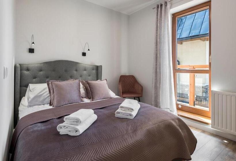 آپارتمان 1 خوابه با بالکن, Willa Regle