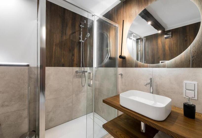 آپارتمان لوکس 1 خوابه, Willa Regle