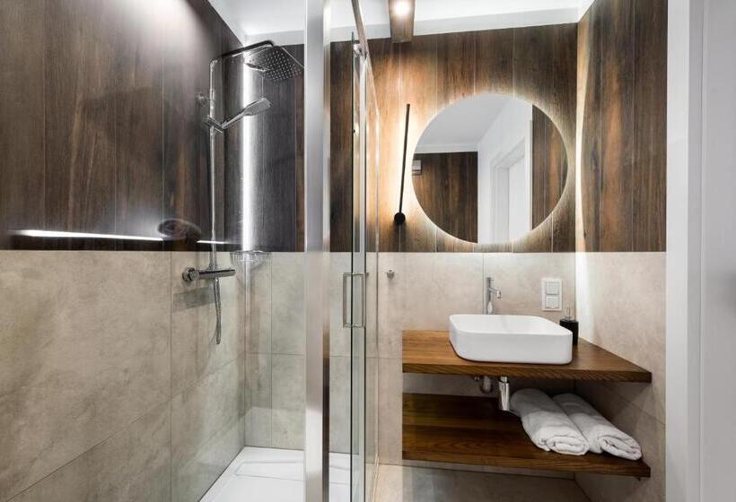 آپارتمان لوکس 1 خوابه, Willa Regle