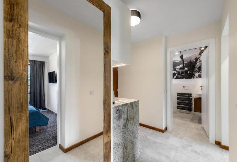 آپارتمان 2 خوابه, Willa Regle