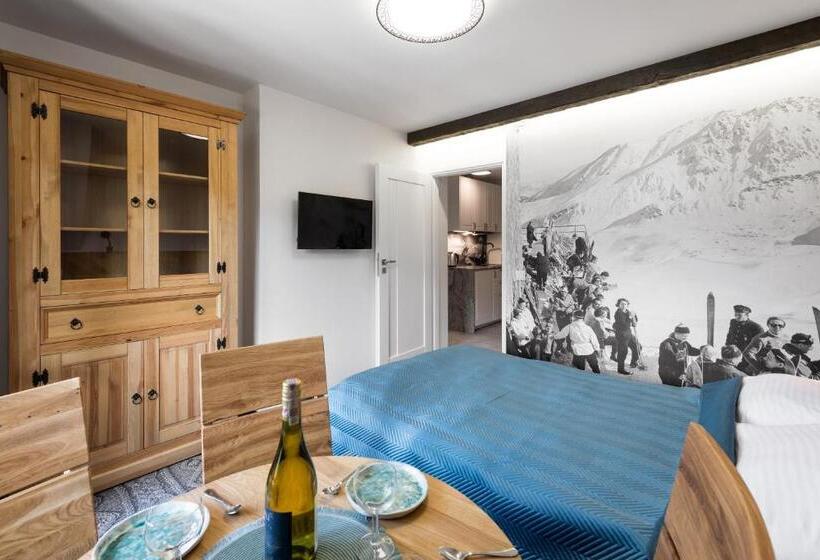 آپارتمان 2 خوابه, Willa Regle