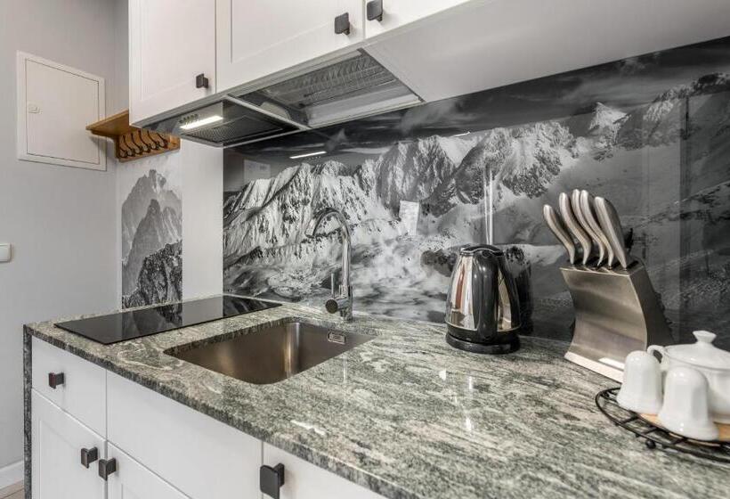 آپارتمان 1 خوابه, Willa Regle