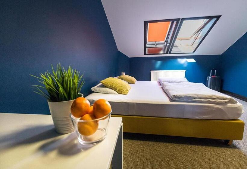 Номер Стандарт Совместная Ванная, Hello Hostel & Apartments