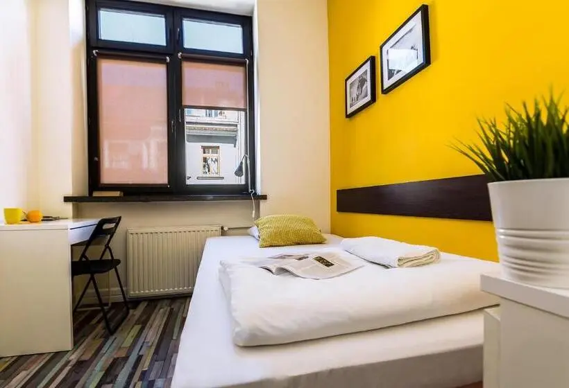 Standard Yhden Hengen Huone, Hello Hostel & Apartments