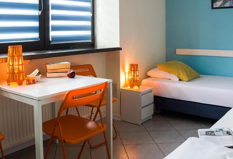 Economy Triple Room, Hello Hostel & Apartments