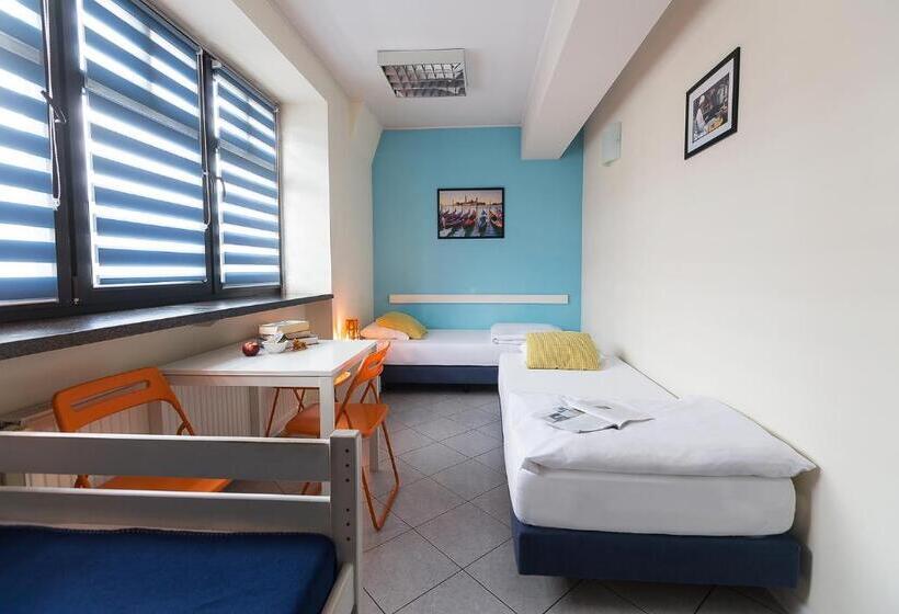 Economy Triple Room, Hello Hostel & Apartments