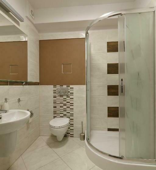 اتاق استاندارد سه نفره, Dom Pielgrzyma