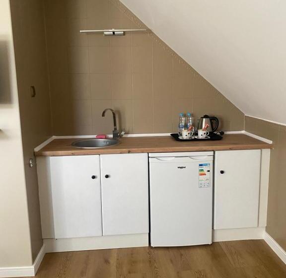 Апартаменты 1 Спальня, Kamil