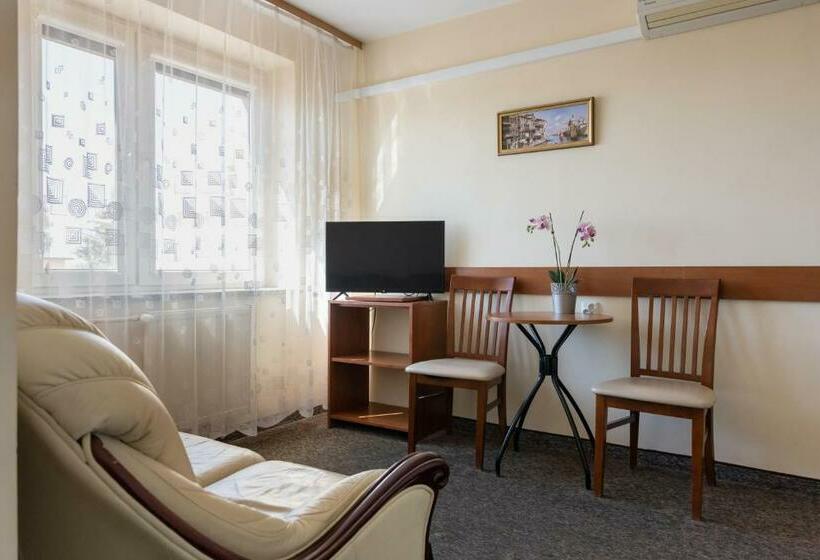 آپارتمان 1 خوابه, Mixbud