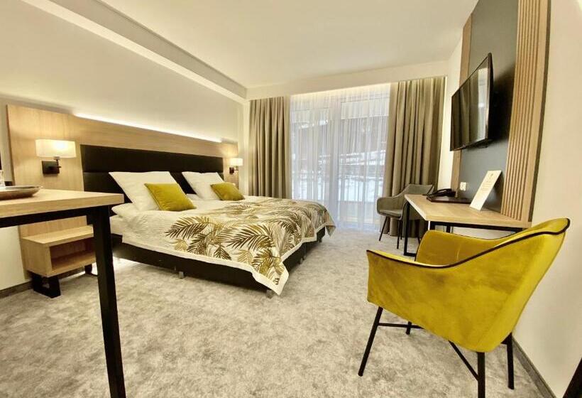 اتاق استاندارد, Solar