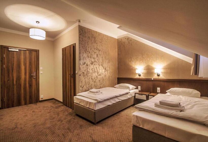 コンフォートルーム, Tatarscy   Energylandia