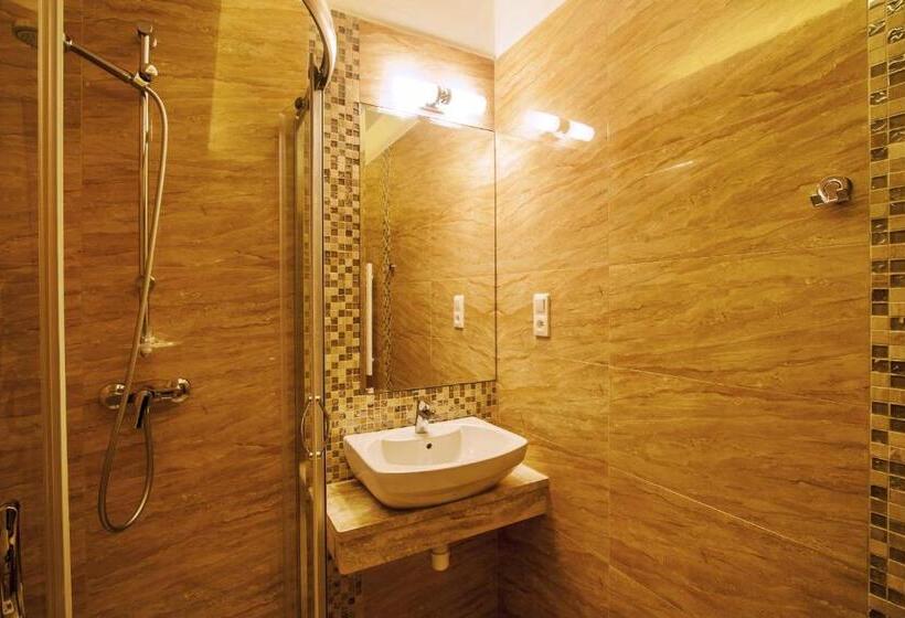 ファミリーステューディオ, Tatarscy   Energylandia