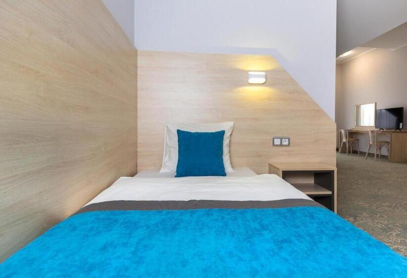 Четырехместный Номер Стандарт, Vela