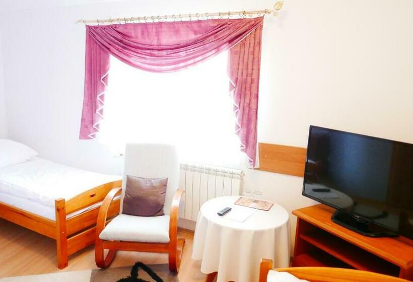 Номер Стандарт, Motel Za Miedzą