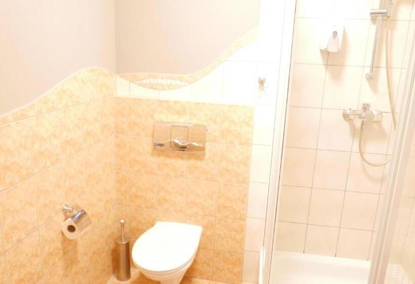 Номер Стандарт, Motel Za Miedzą