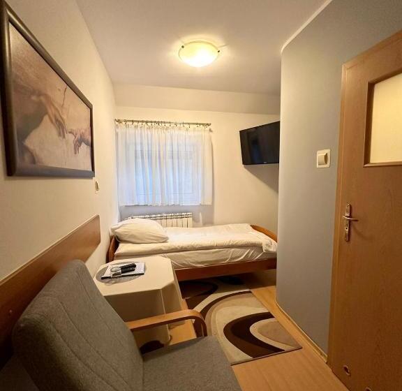 スタンダードルーム, Motel Za Miedzą