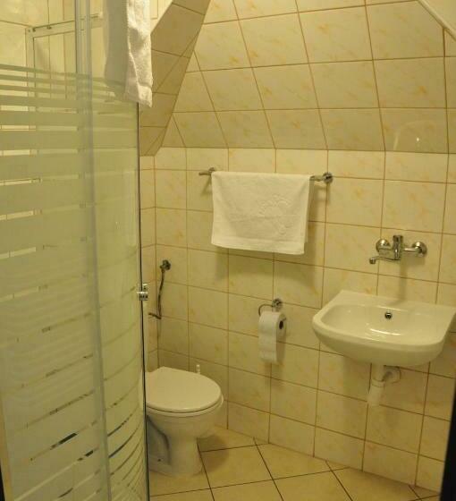 غرفة قياسية, Ołowianka B&b