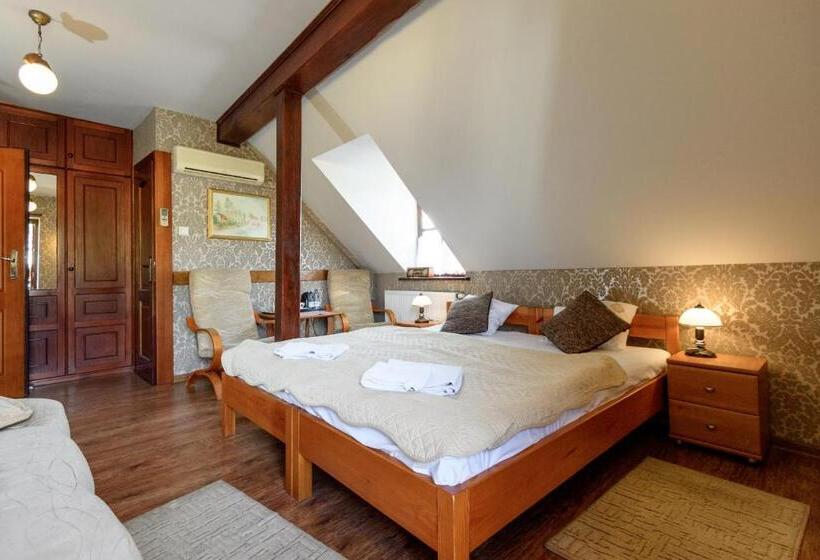 اتاق خانوادگی, Pensjonat Pod Wietrzną Górą