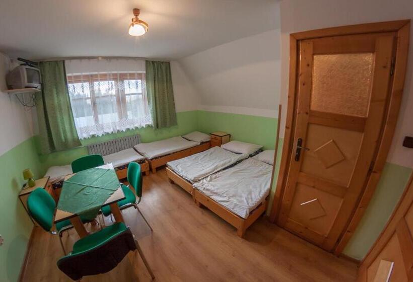 اتاق استاندارد چهار تخته, Dom Wczasowy Jesionkówka