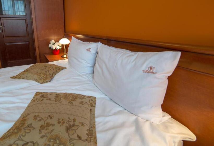 标准工作室, Rynek 16