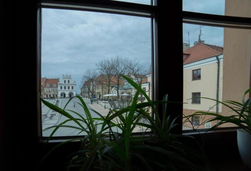 带观景的标准间, Rynek 16