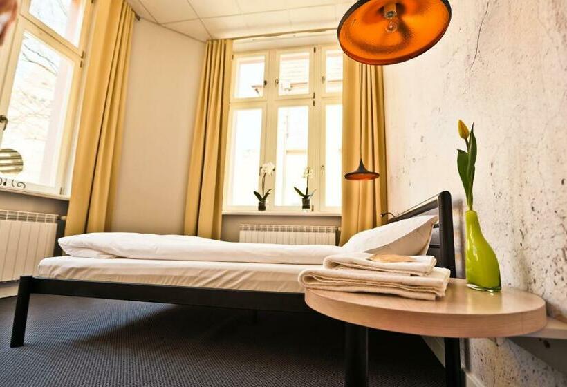 اتاق استاندارد با سرویس بهداشتی مشترک, Sleep In Hostel & Apartments Stary Rynek