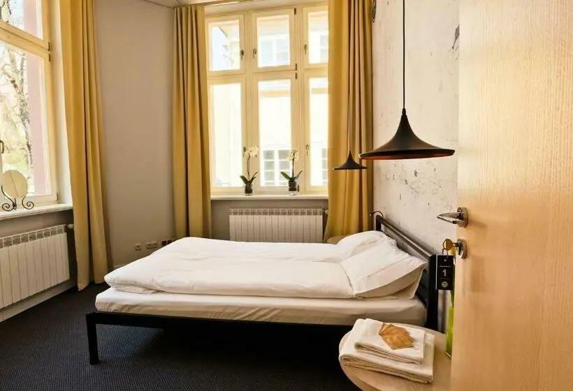 バス共有のスタンダードルーム, Sleep In Hostel & Apartments Stary Rynek