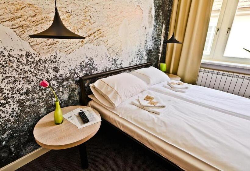 Номер Стандарт, Sleep In Hostel & Apartments Stary Rynek