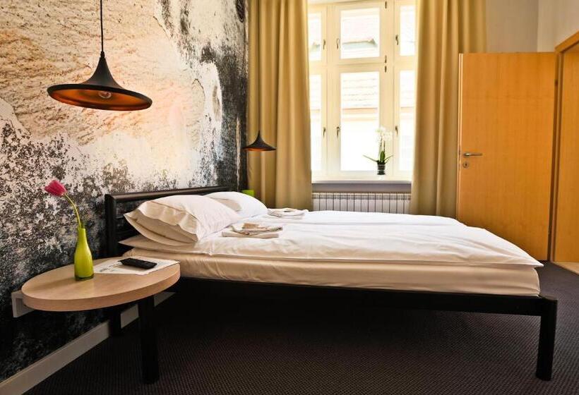 اتاق استاندارد, Sleep In Hostel & Apartments Stary Rynek
