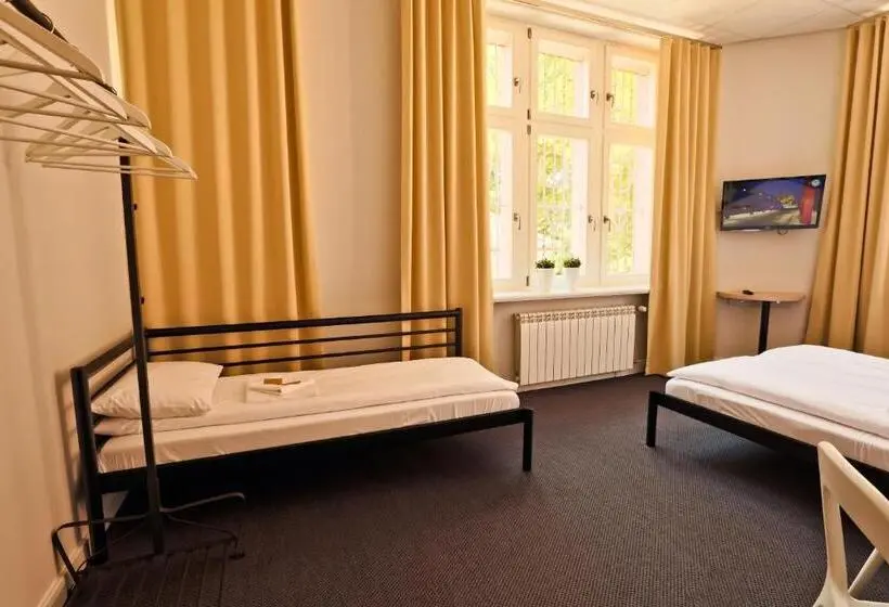 バスルーム共有のトリプルスタンダード, Sleep In Hostel & Apartments Stary Rynek