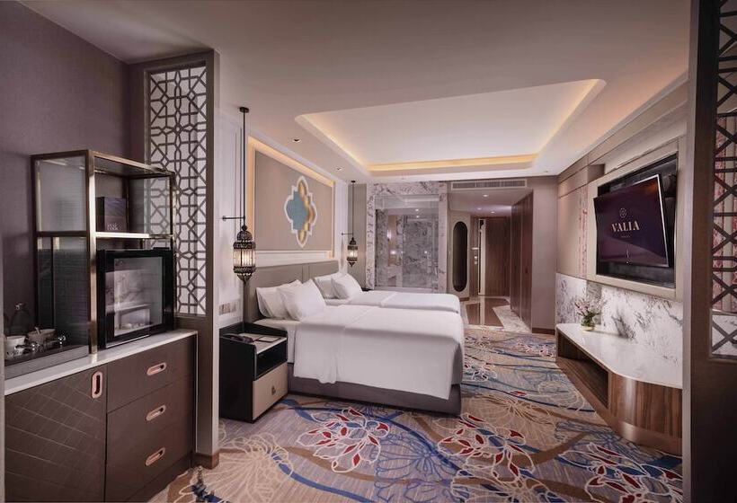 سوییت لوکس, Valia Hotel Bangkok