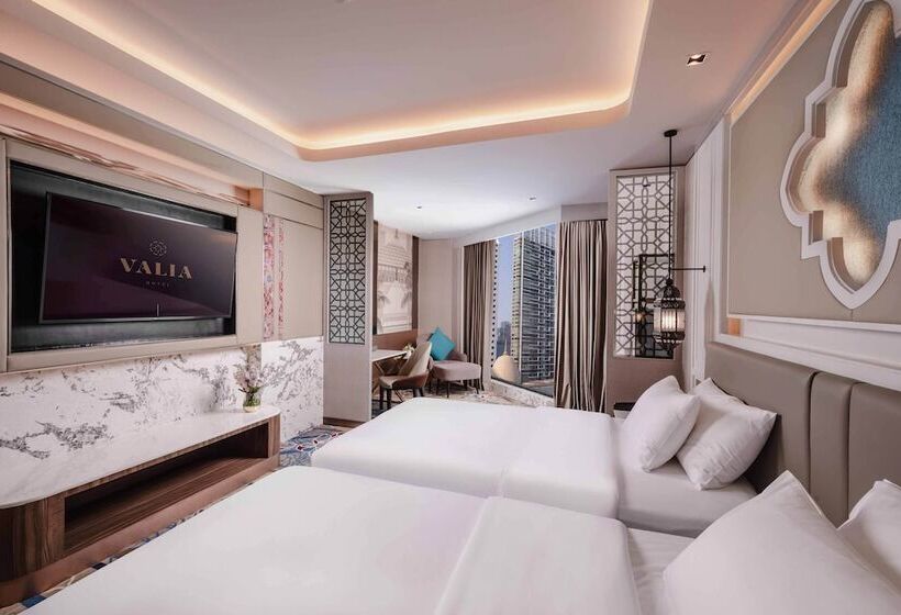 سوییت لوکس, Valia Hotel Bangkok