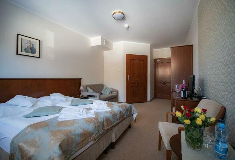 スタンダードトリプルルーム, Villa Wernera Hotel & Spa