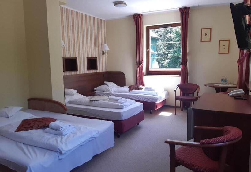 スーペリアトリプルルーム, Villa Wernera Hotel & Spa