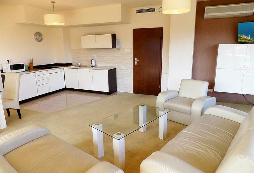 شقة غرفة واحدة, Apartament Panoramic