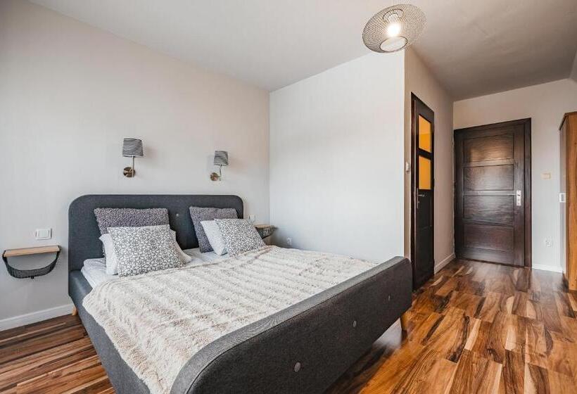 חדר סטנדרט לשלושה עם מרפסת, Bystry Comfort