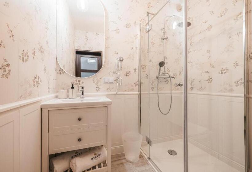 Трехместный Номер Стандарт с Балконом, Bystry Comfort