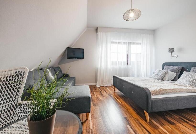 חדר סטנדרט לשלושה עם מרפסת, Bystry Comfort