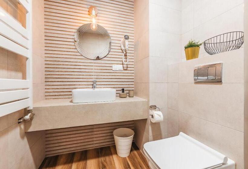 דירת חדר, Bystry Comfort