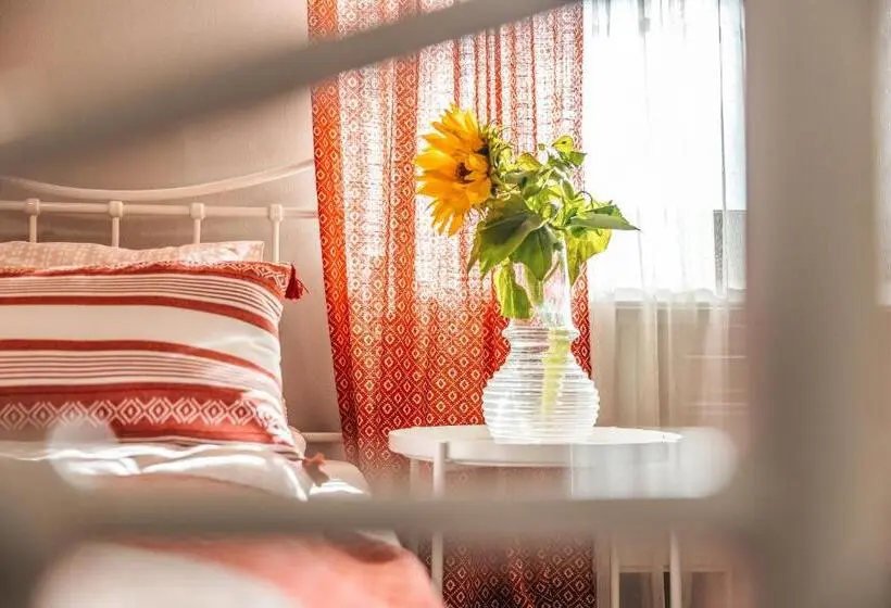 Perhehuone Vuoristonäkymä, Bystry Comfort