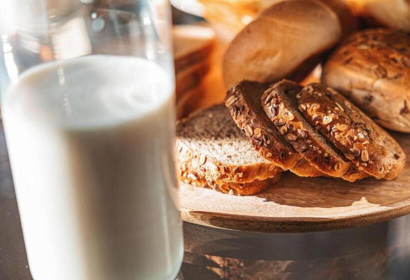 דירת חדר סופריור, Bystry Comfort