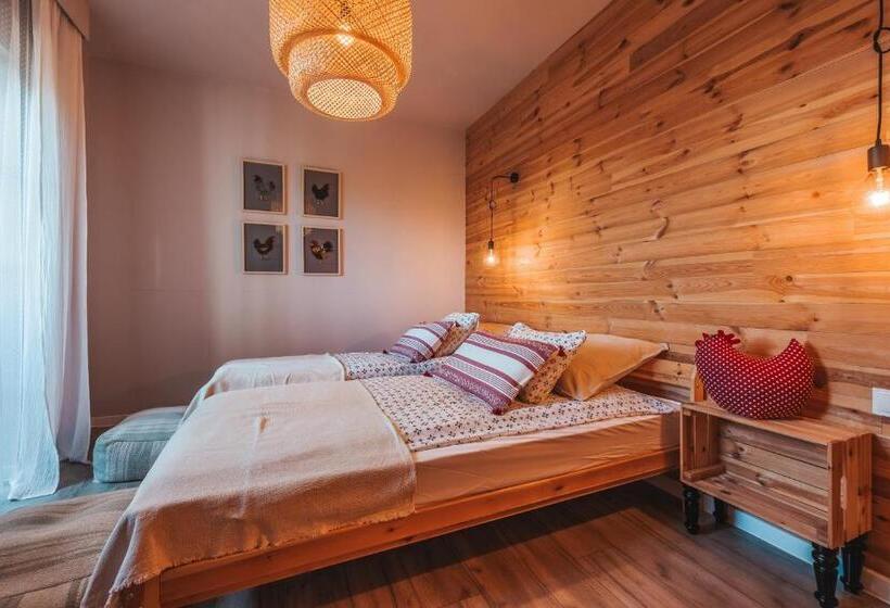 דירת חדר סופריור, Bystry Comfort