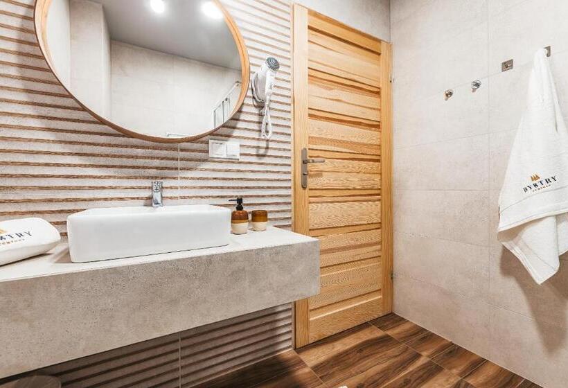 דירת שני חדרים, Bystry Comfort