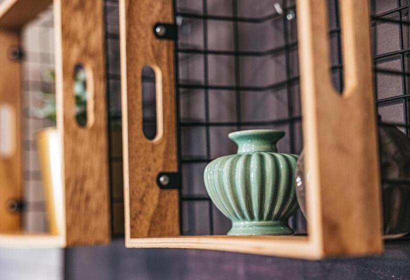 דירת שני חדרים, Bystry Comfort