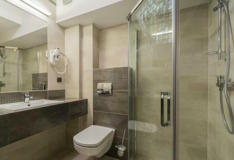 استودیو خانوادگی, Willa Gielatówka