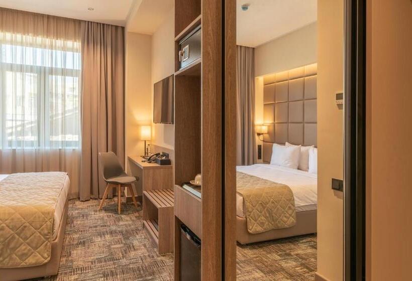 스탠다드 룸 킹사이즈 침대, Hayasa Hotel Yerevan