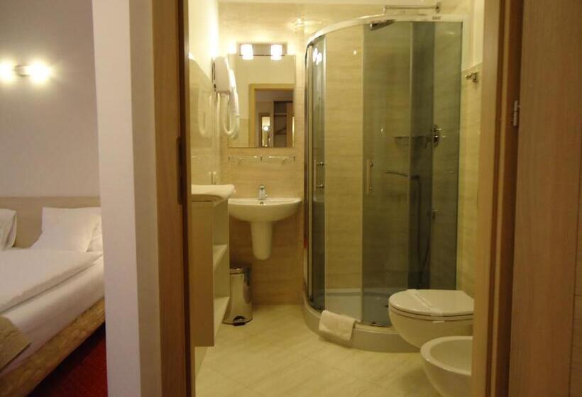 اتاق استاندارد با چشمانداز کوهستان, Willa Ambra