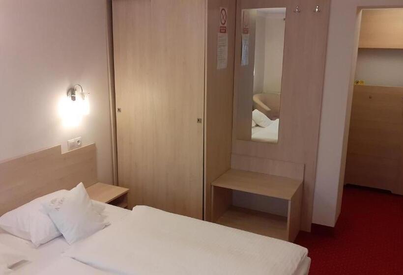 اتاق استاندارد با چشمانداز کوهستان, Willa Ambra